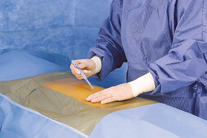 Kinitted Cuff Gown Pair